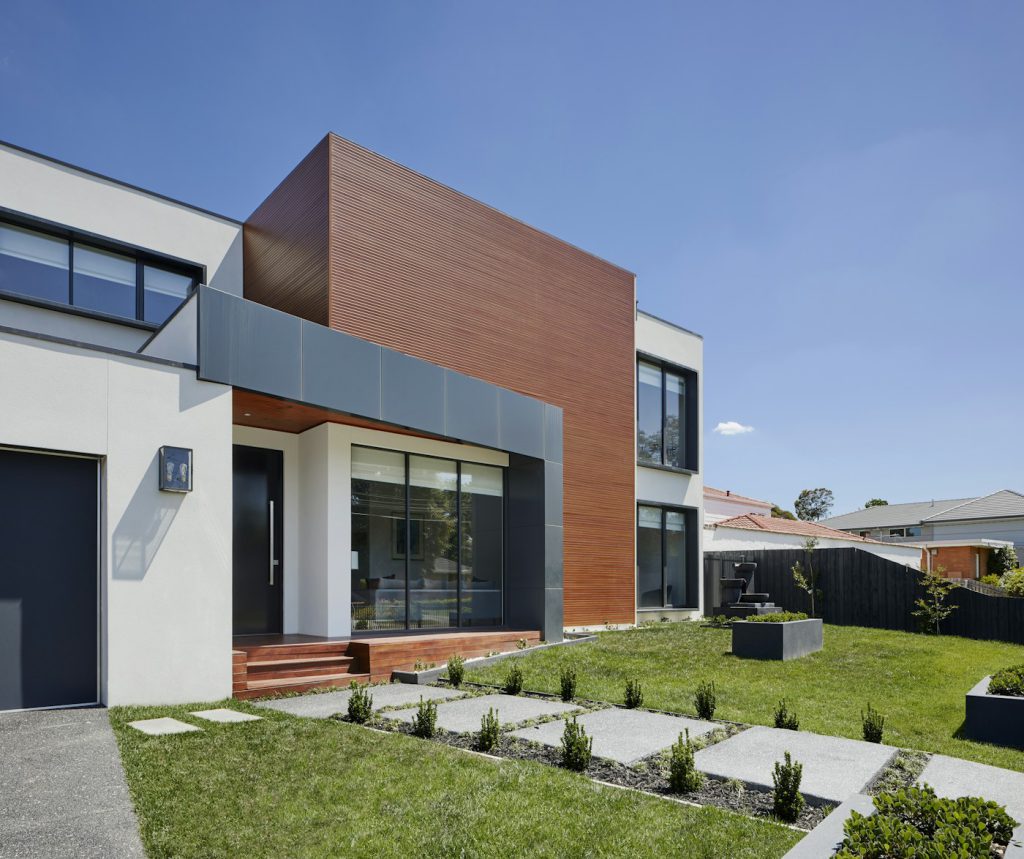 District 7 Townhouse in Secure Residential Area